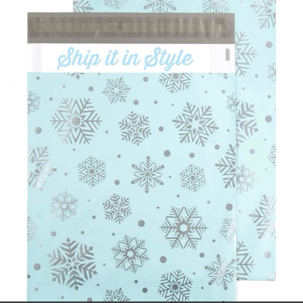 Christmas Poly Mailers - Picture 4 of 6